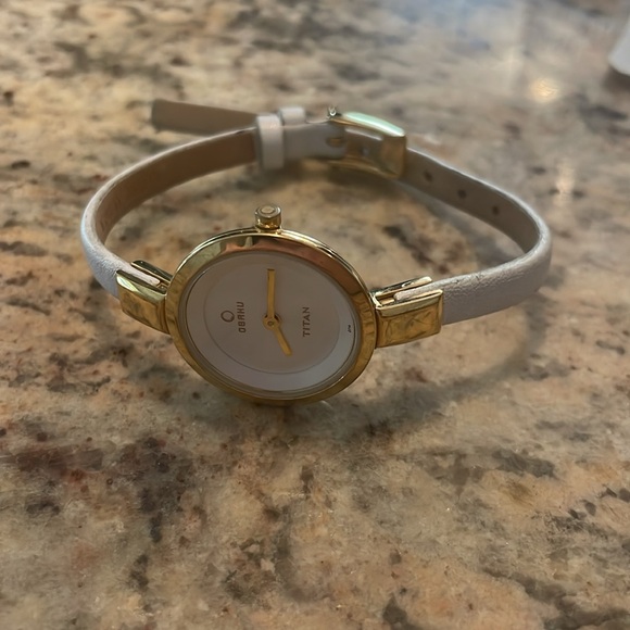 Titan Obaku Designer white & gold womans watch - Picture 3 of 5